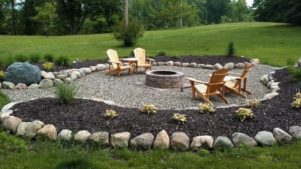 How to Build a Fire Pit with Bricks on a Budget: Step-By-Step - Bluu